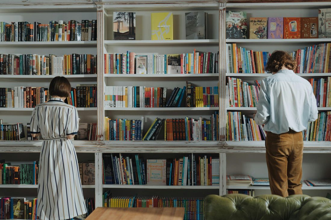 How to Build the Ultimate Home Library on a Budget