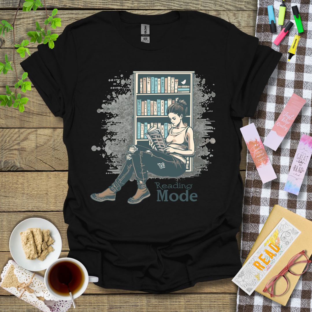 Reading Mode Graphic T Shirt