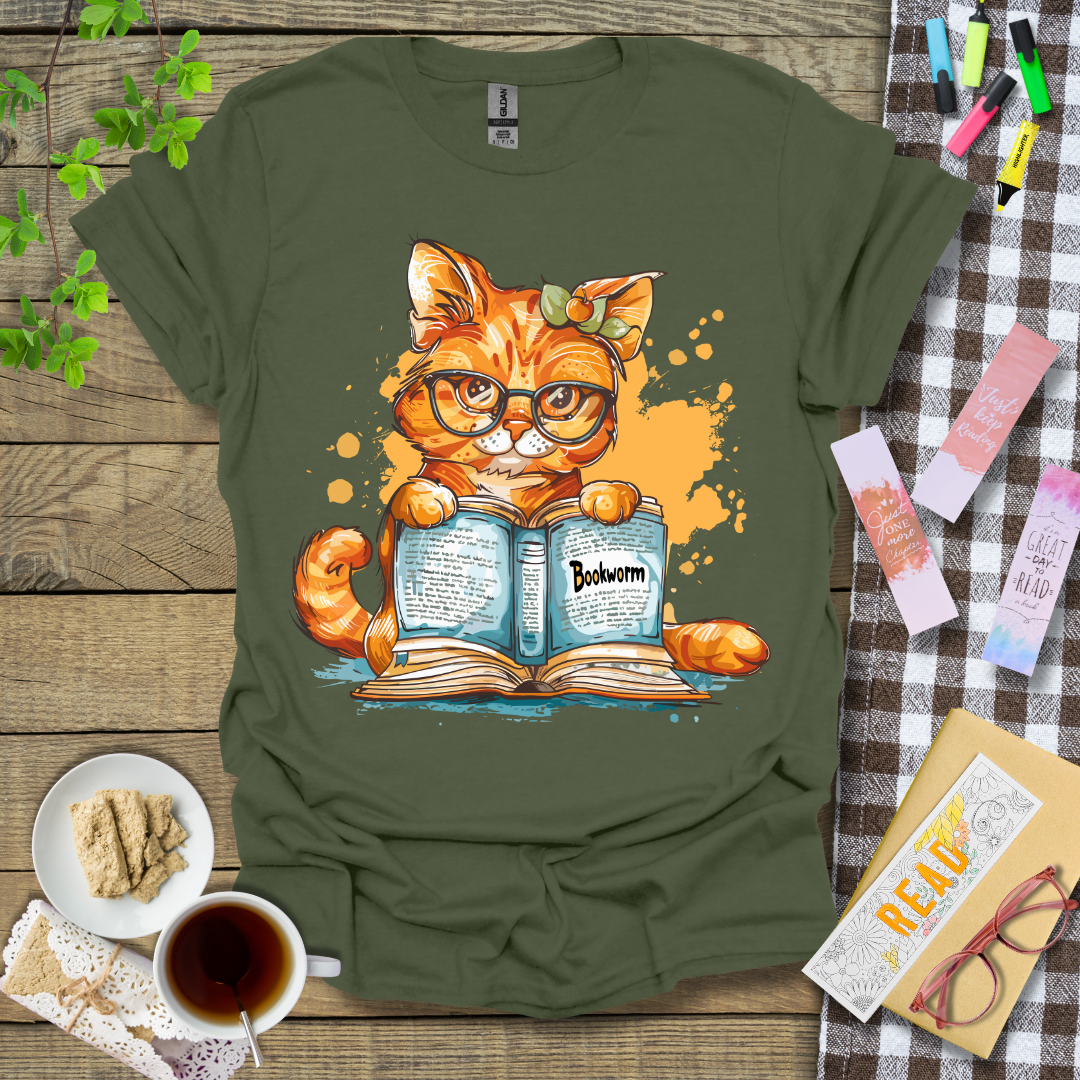 Bookworm Reading Cat Graphic T Shirt