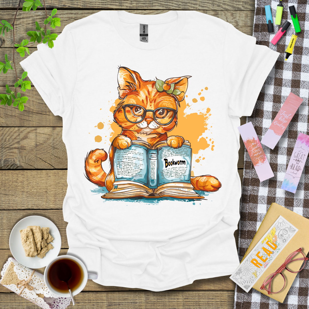 Bookworm Reading Cat Graphic T Shirt