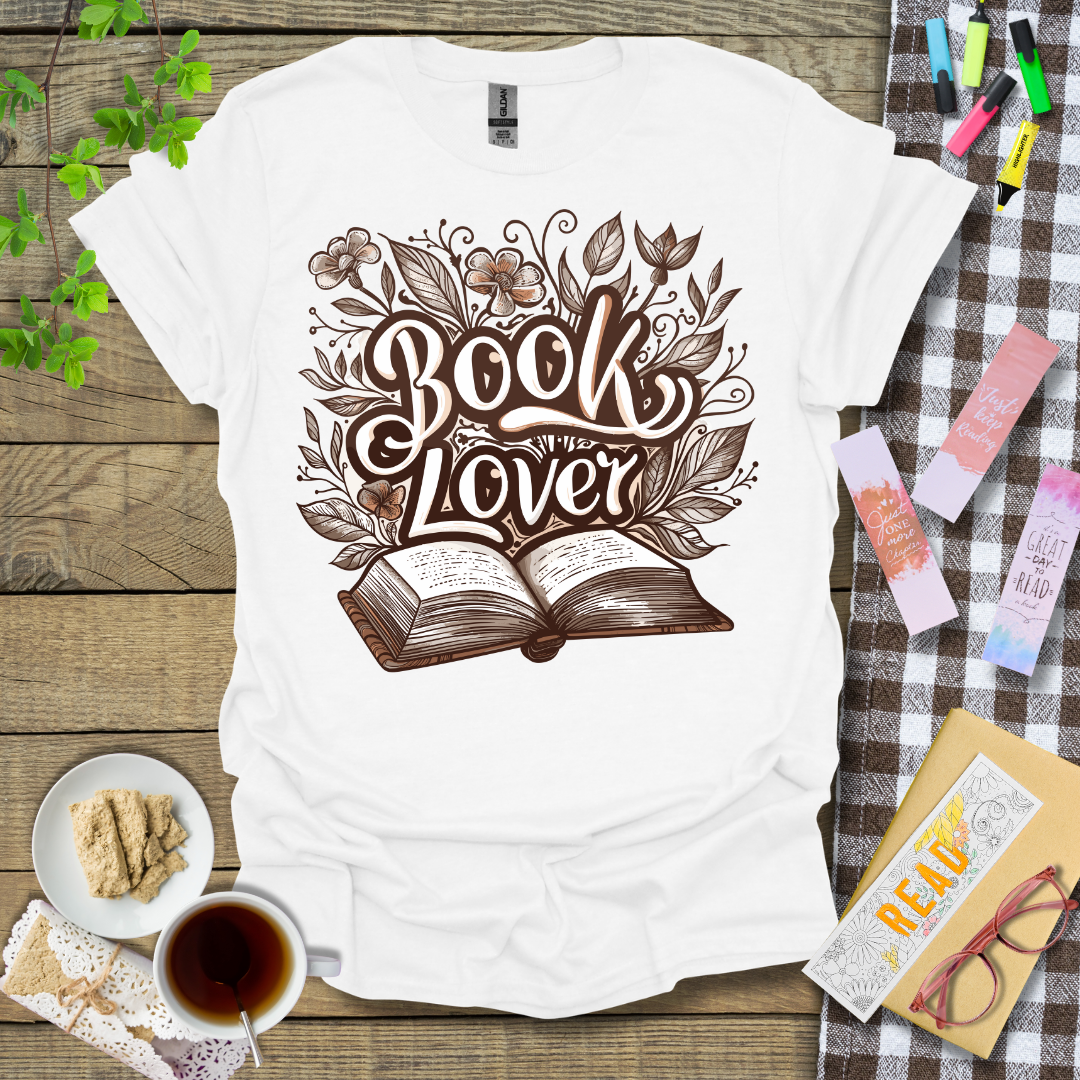 Book Lover Fall Theme Design - Graphic T Shirt
