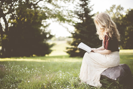 7 Benefits of Reading Every Day