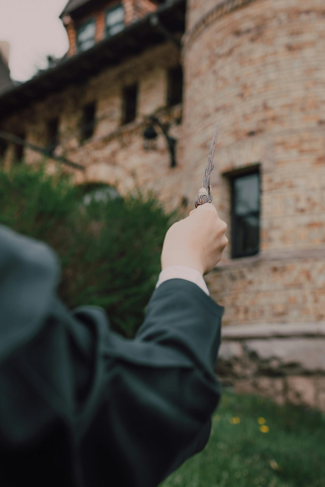 Cozy Fantasy Books to Read When You Want Comfort in 2025