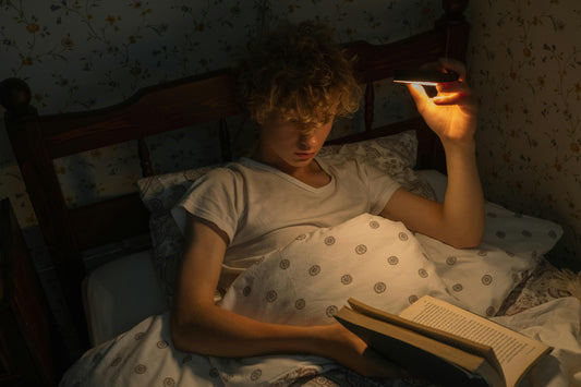 How Reading Before Bed Improves Sleep