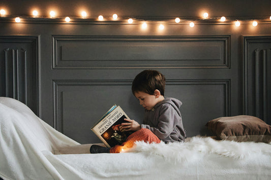 How to Encourage Kids to Read in a Screen-Obsessed World