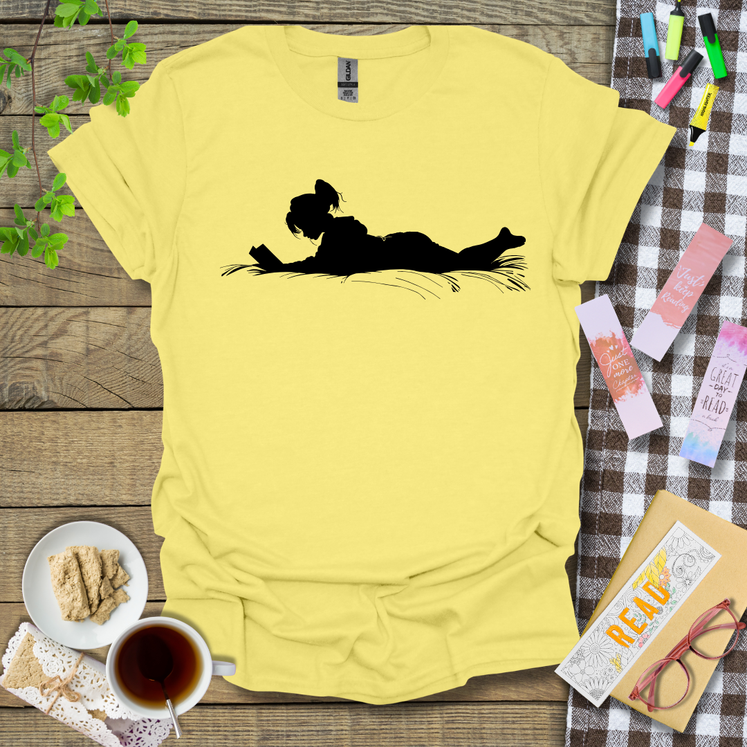 A Silhouette Of A Reading Girl Graphic T Shirt