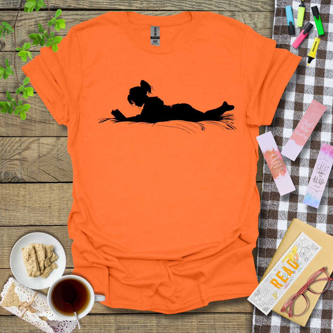 A Silhouette Of A Reading Girl Graphic T Shirt